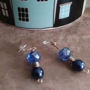 NWOT Handmade Beaded Earrings
